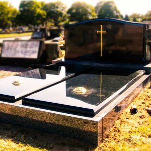 types of headstones and prices Slovenia
